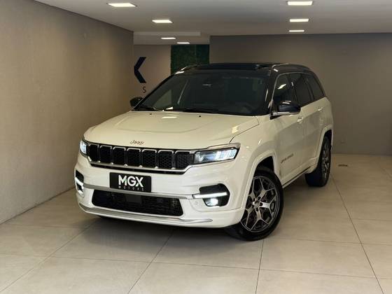 JEEP COMMANDER 1.3 T270 TURBO FLEX OVERLAND AT6 JEEP COMMANDER 1.3 T270 TURBO FLEX OVERLAND AT6